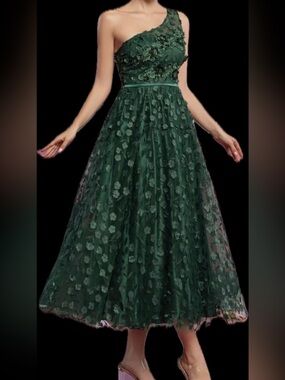 Emerald Green 3D Floral Evening Gown